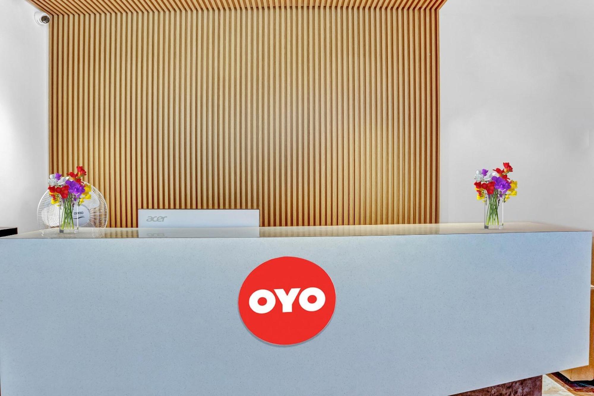 Oyo Flagship Hotel Bluemoon Warangal Exterior photo